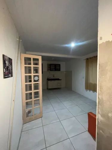 Alugo casa pé na areia