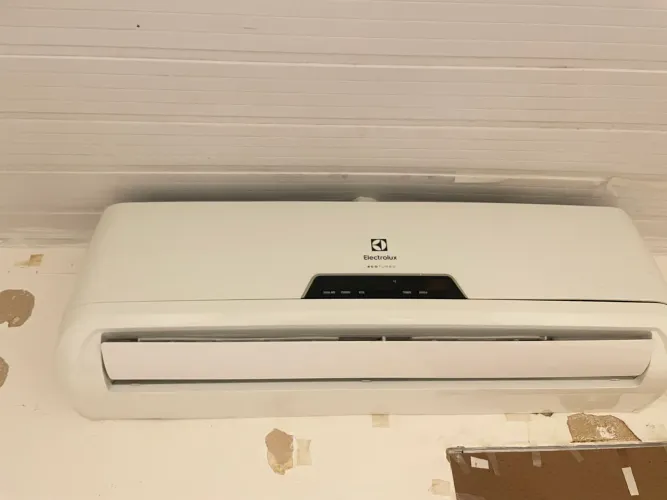 Ar-condicionado 9 mil btus