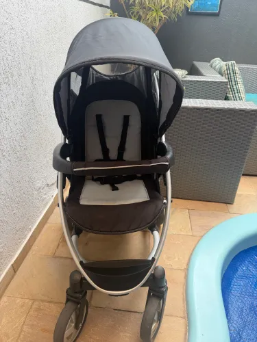 Carrinho de bebê 3 em 1 marca Malibu Hauck- alemão