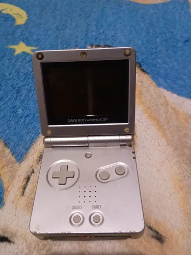 Game boy advence sp com um jogo raro a venda