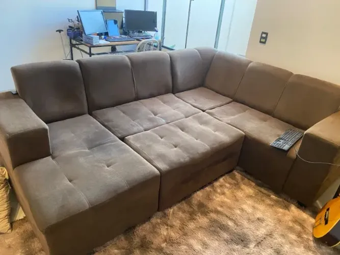 VENDO SOFA E MESA DE JANTAR USADA