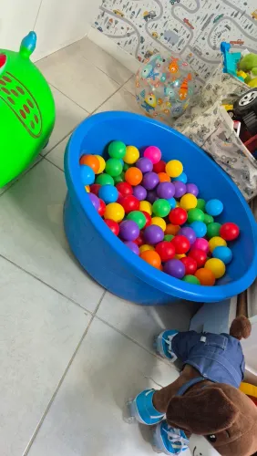Bacia com bolinhas 100 lts