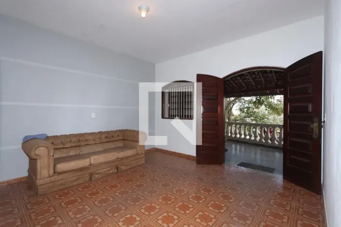 Casa à Venda - Vila Ema, 5 Quartos, 139 m2