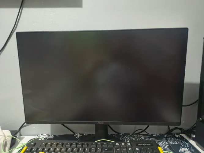 Monitor gaminh AOC 24