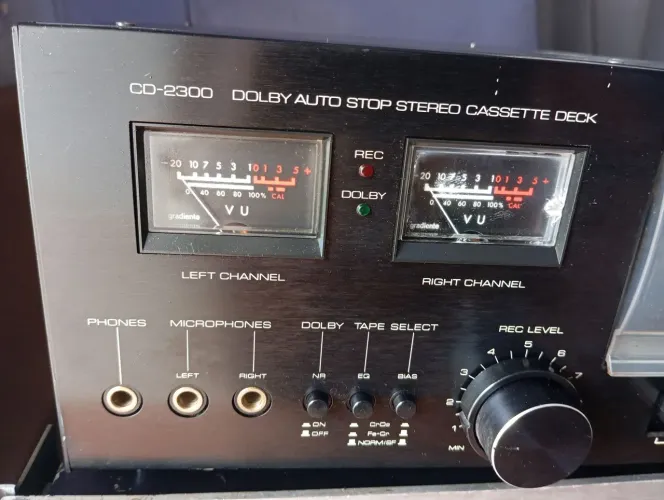 Tape deak gradiente cd2300