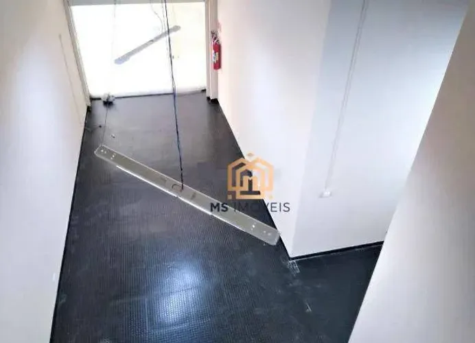 Loja 109m², Vão livre, PD 5,1m, Mezanino, Copa, sem Vagas, para VENDA ou LOCAÇÃO na Vila M