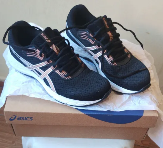 Tênis ACICS original