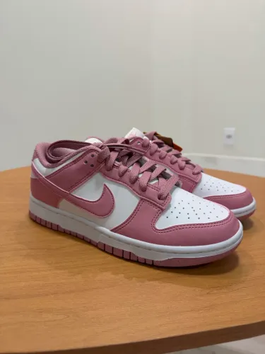 Nike Dunk Low Pink
