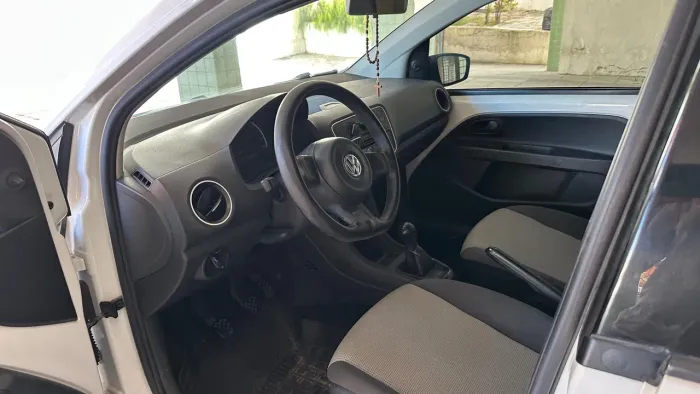 Volkswagen Up! Take 1.0 Total Flex 12V 5P 2015