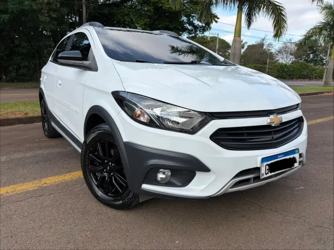 Chevrolet Onix Activ 1.4 8V Flex Aut. 4P 2018