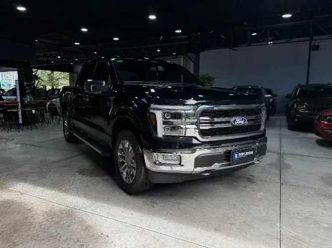 Ford F-150 Lariat 4X4 5.0 V8 2024