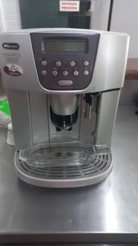 Máquina de Café De?Longhi Magnifica Pronto Cappuccino Automática