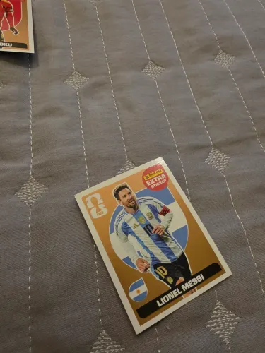 Figurinha Lionel Messi Legend Bronze