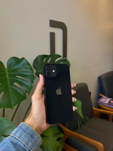iPhone 12 128GB Preto Seminovo/ Loja física