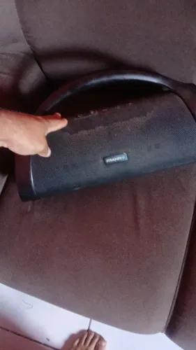Vendo som aprova da agua valor na loja 1200 vendo põe 500 apenas