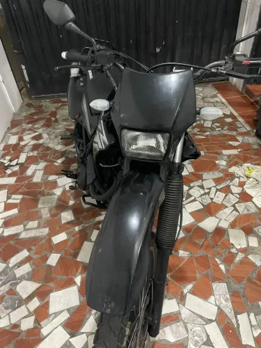Vendo ou troco Yamaha XT 600