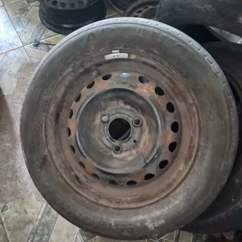 Roda kwid 14