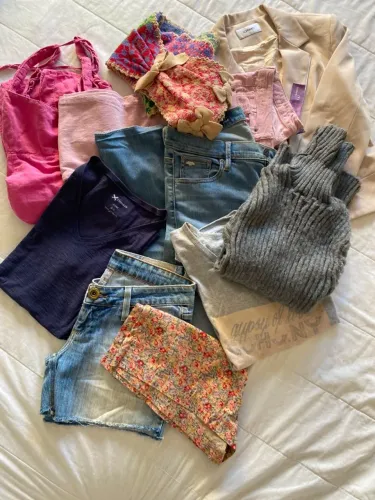 Lote Desapego Roupas Femininas ( P e M ) - BRECHÓ