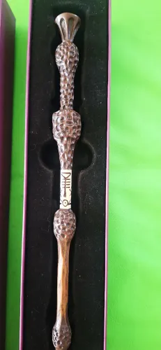 Varinha das Varinhas Alvo Dumbledore original Universal Studios com caixa