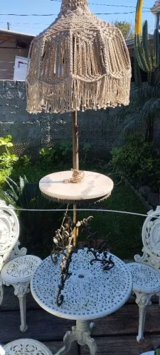 Mesa abajur de bronze e mármore