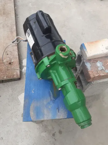 Bomba d'água Schneider 110/220v