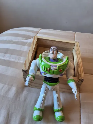 Buzzlighter figura 14cm antiga da toy story