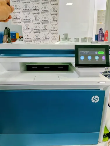 Oportunidade!!! Impressora laser color e Prensa de Giro