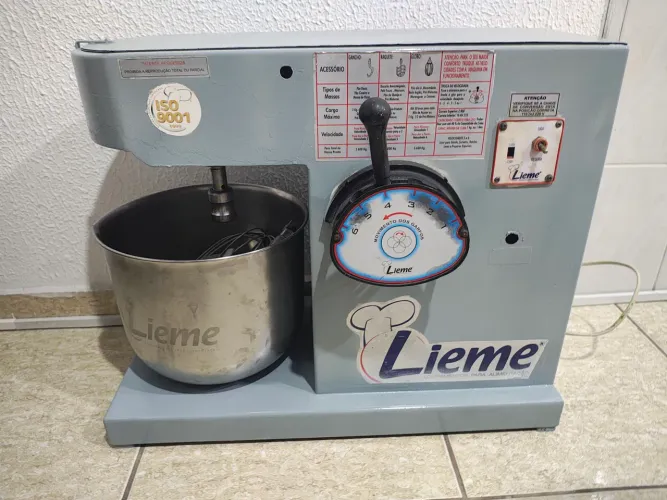 Batedeira Industrial 12 Litros