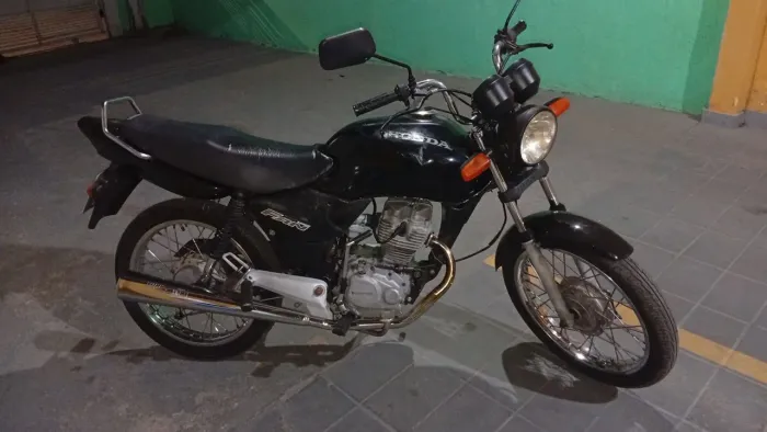 Vendo fan 125 em dias . 4.700