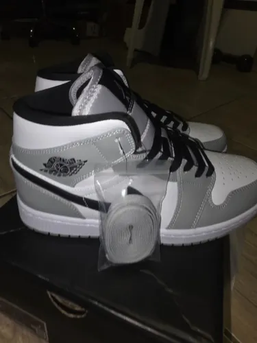 Nike Air Jordan Mid. Novo