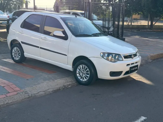Fiat Palio Celebration 1.0 Fire Flex 8V 4P 2016