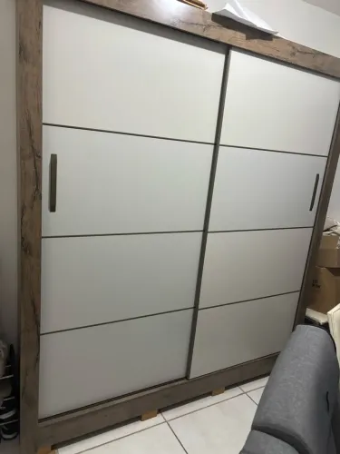 Guarda roupa casal 6 meses de uso 
