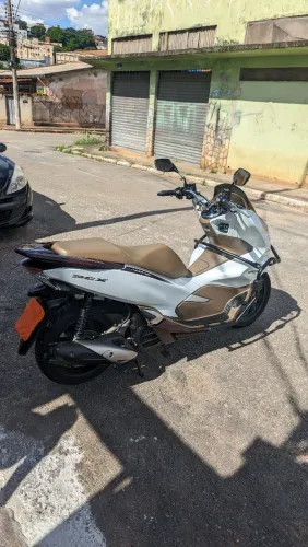 PCX 2020 (DLX)