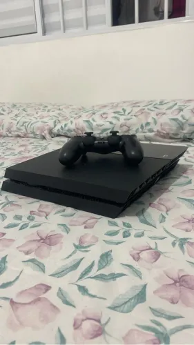 Ps4 semi novo