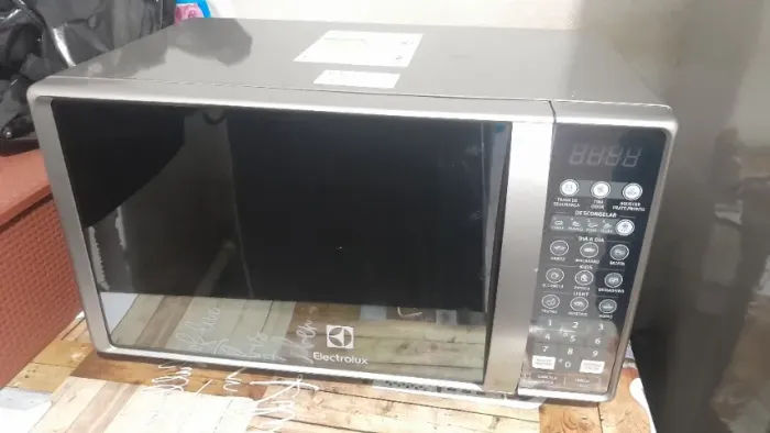 Microondas Electrolux  Voltagem 110