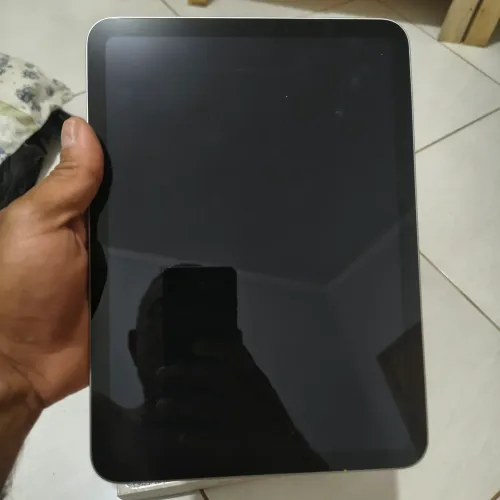 iPad A16 wi-fi