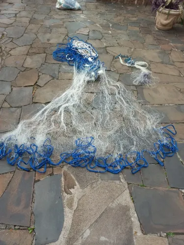 Vendo rede feiticeira para pesca 