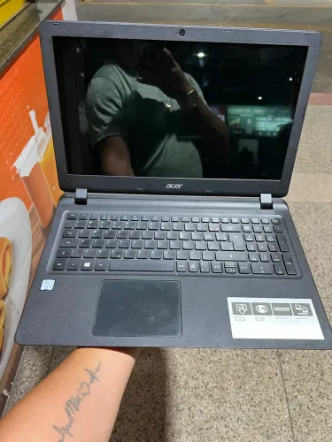 Notebook Acer processador i3 de sexta geração leia o anúncio 