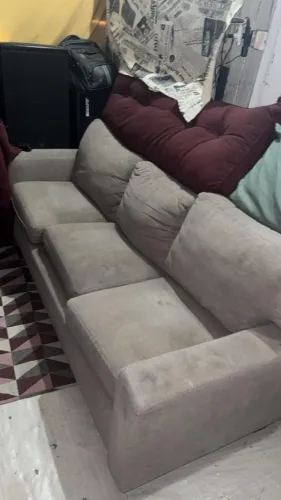 SOFÁ 3 LUGARES 250$ (excelente estado, forrado e limpo)