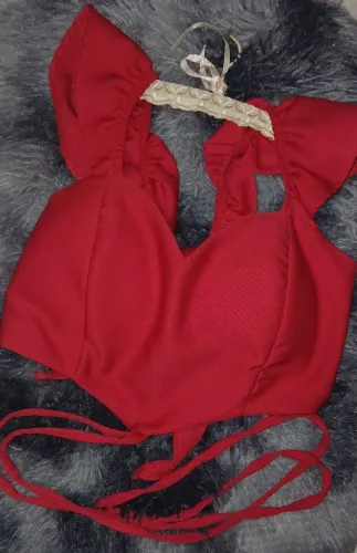 Corset vermelho com amarração e bojo