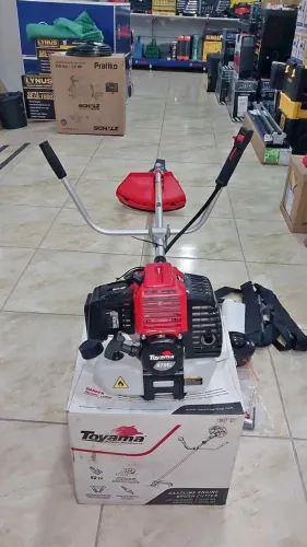 Roçadeira a gasolina RT55L 2hp 52cc Toyama C/ Acessórios - Loja/Nova