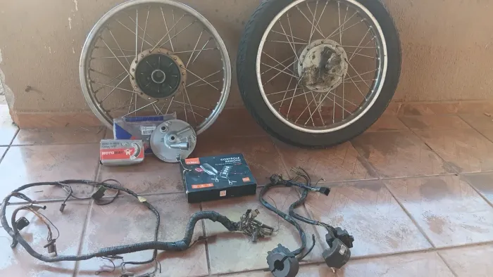 Rodas alarme espelho roda dianteira pastilhas de freio novas chicote usado