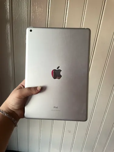 iPad 9th geração, 64gb