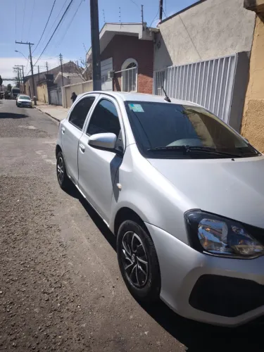 Toyota Etios X 1.3 Flex 16V 5P Mec. 2019
