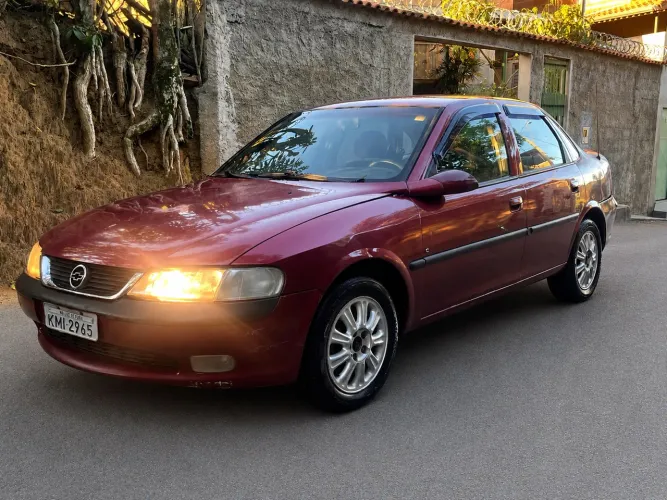 Chevrolet Vectra CD 2.2 16V / 2.0 16V Mec./aut. 1997