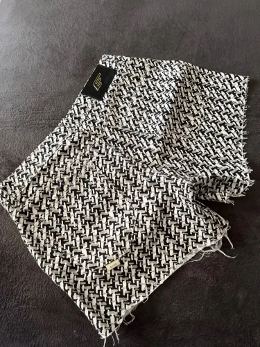 Short Ellus