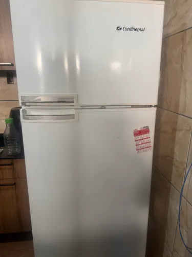 Geladeira 110 w 