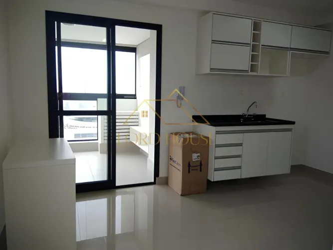 Studio para locação com 32m² no Jardins. O imóvel possui quarto e 1 vaga de garagem.