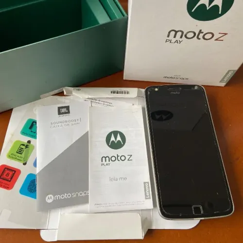 Moto Z Play + Módulo JBL SoundBoost + caixa original