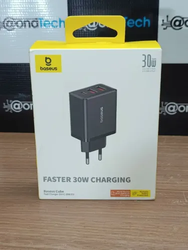 Carregador fonte BASEUS 30W 2 USB + 1 C